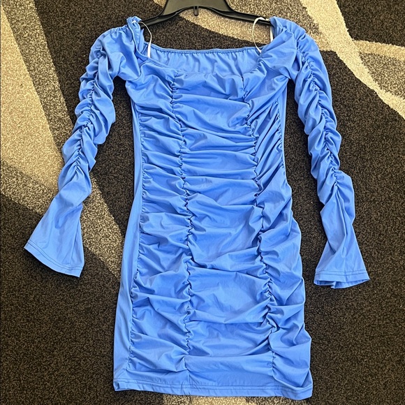 SHEIN Dresses & Skirts - SHEIN Tall Blue Ruched Bodycon Mini Dress Size M
